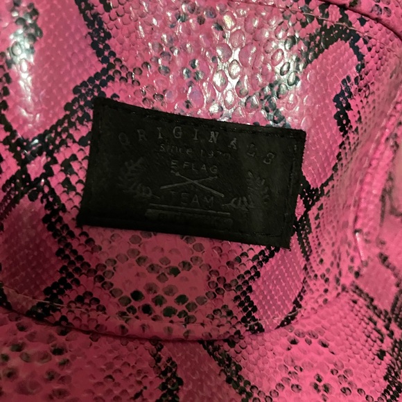 Pink Snake Print Cap - Picture 5 of 5